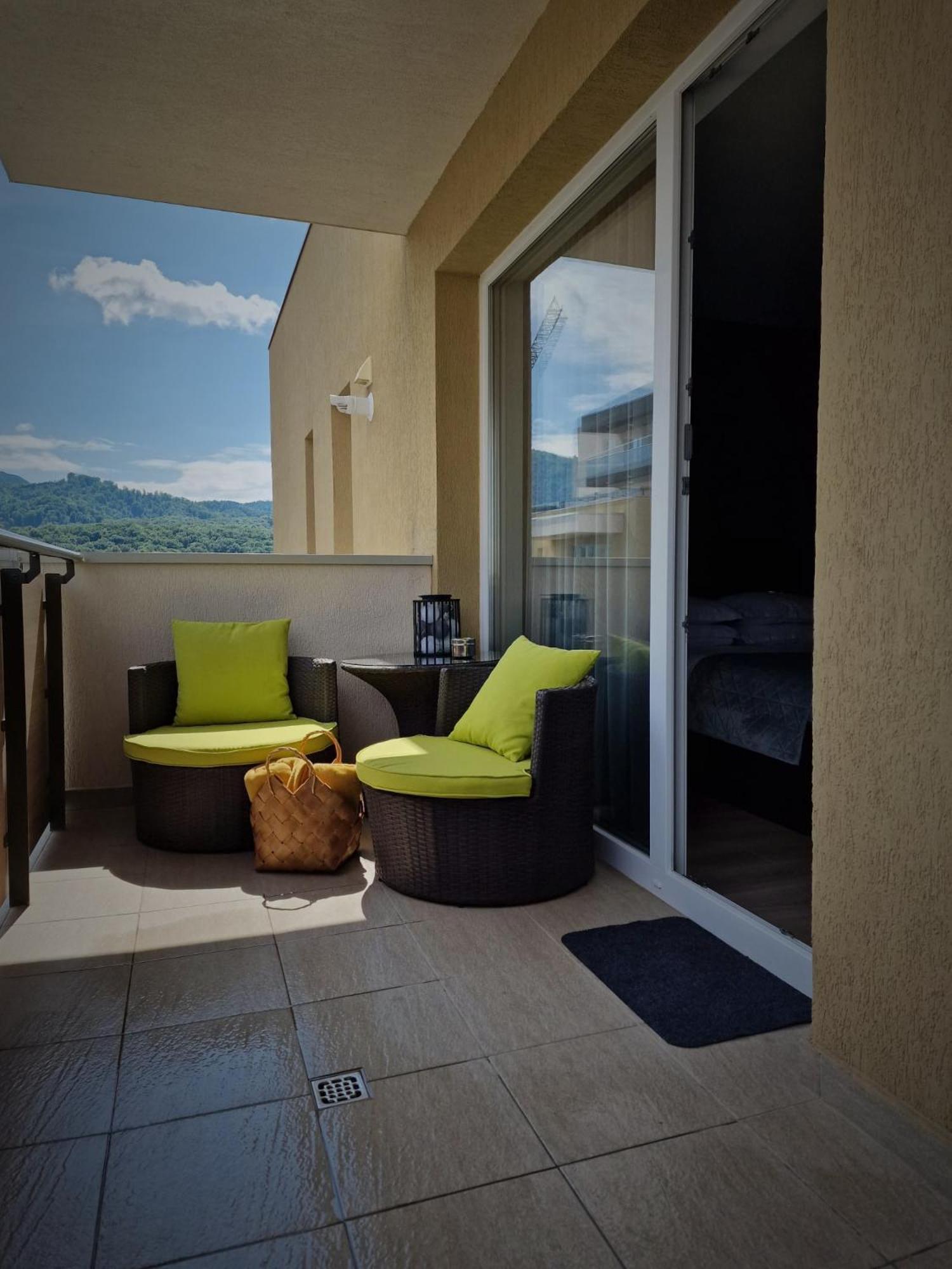 Ferienwohnung Ama By Melis Brașov Exterior foto
